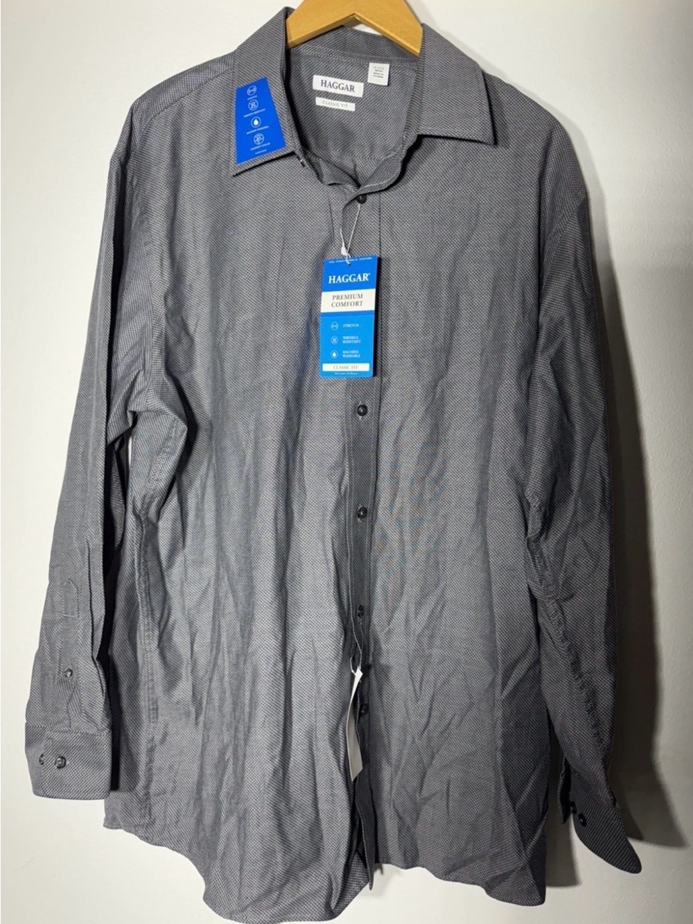 NWT Haggar Classic Fit Performance Comfort Button Up  17-17 1/2 (XL)